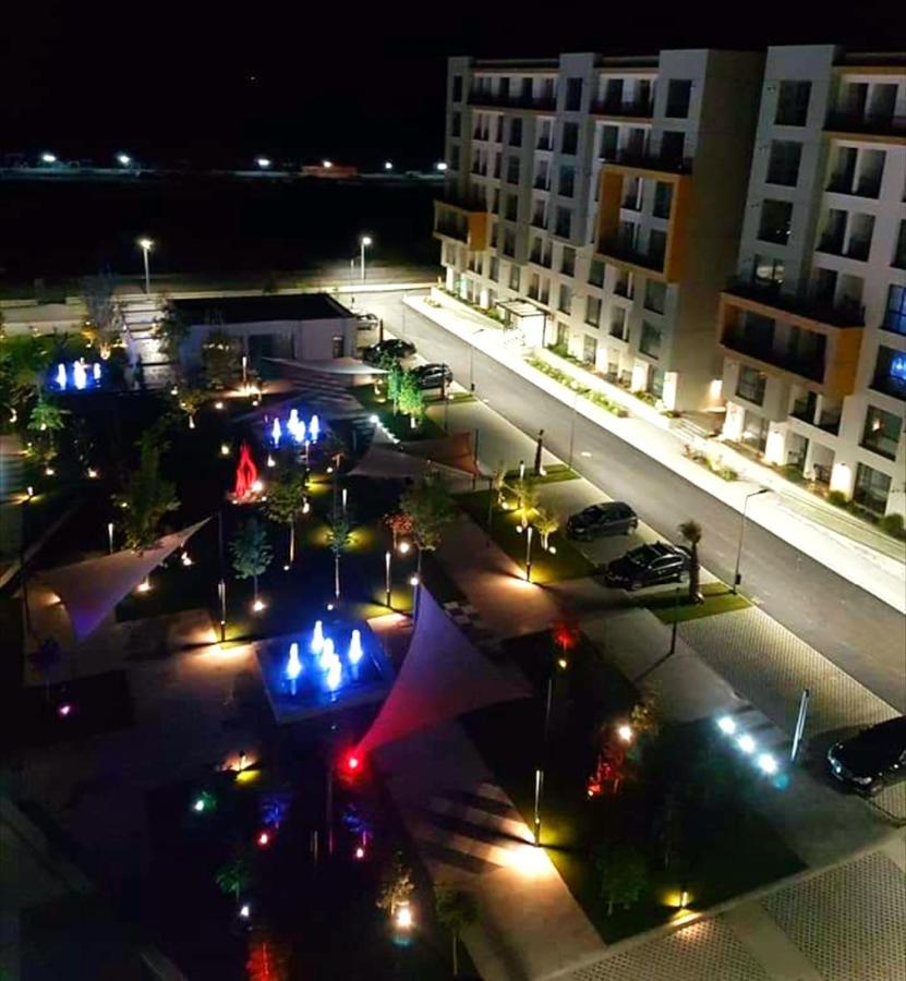 Estival Studio By Onix Blue Mamaia Nord Apartment Navodari Bagian luar foto
