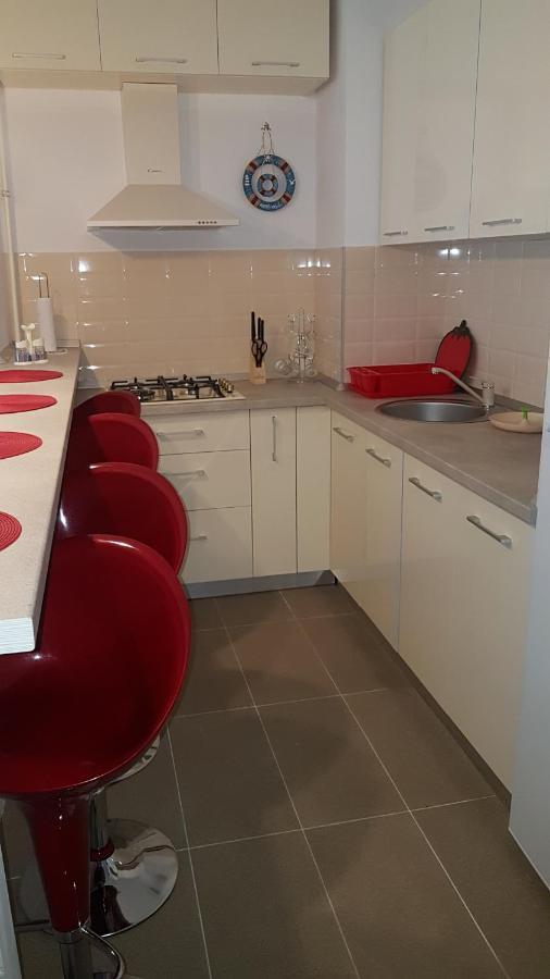 Estival Studio By Onix Blue Mamaia Nord Apartment Navodari Bagian luar foto