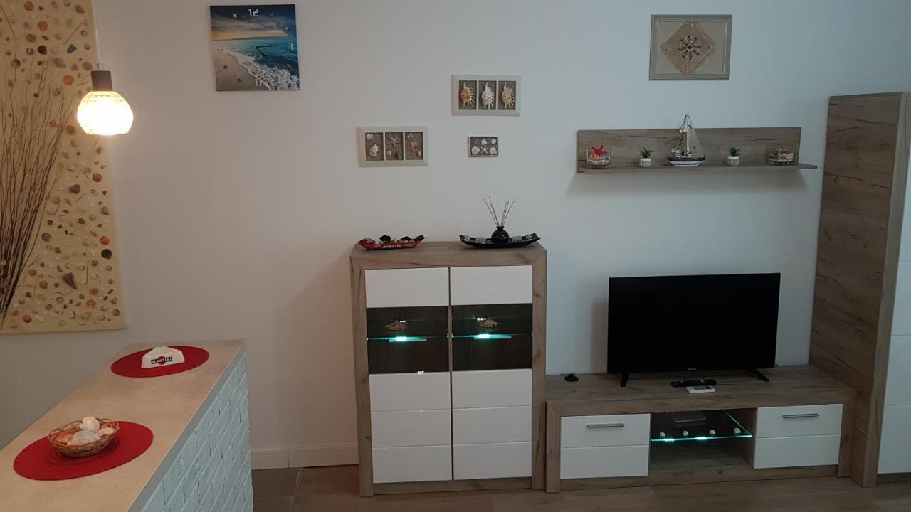 Estival Studio By Onix Blue Mamaia Nord Apartment Navodari Bagian luar foto