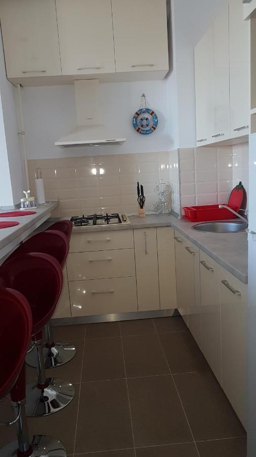 Estival Studio By Onix Blue Mamaia Nord Apartment Navodari Bagian luar foto